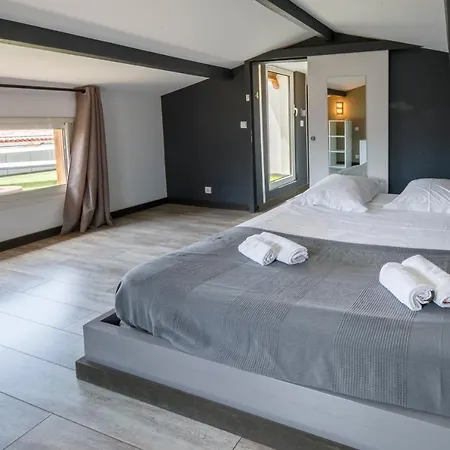 Escapade Ensoleillee Avec Piscine Et Jacuzzi - Mathis Cote D'azur *