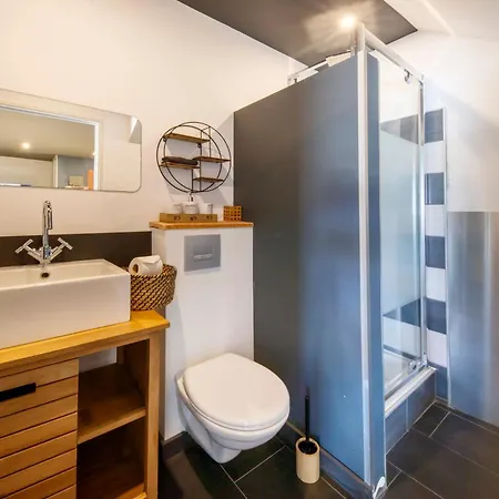Escapade Ensoleillee Avec Piscine Et Jacuzzi - Mathis Cote D'azur Antibes