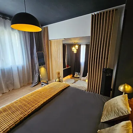 Escapade Ensoleillee Avec Piscine Et Jacuzzi - Mathis Cote D'azur